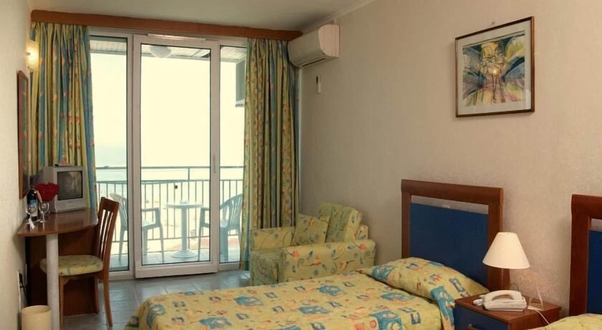 Hotel Laguna Garden Albena Exterior photo