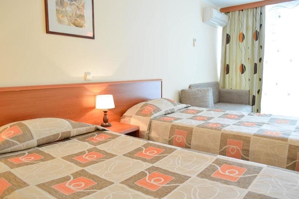 Hotel Laguna Garden Albena Exterior photo