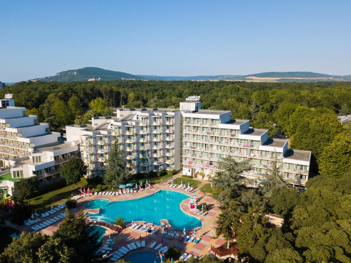Hotel Laguna Garden Albena Exterior photo