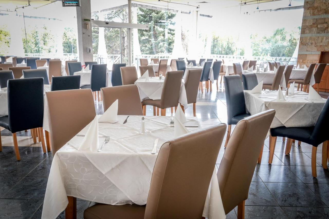 Hotel Laguna Garden Albena Exterior photo