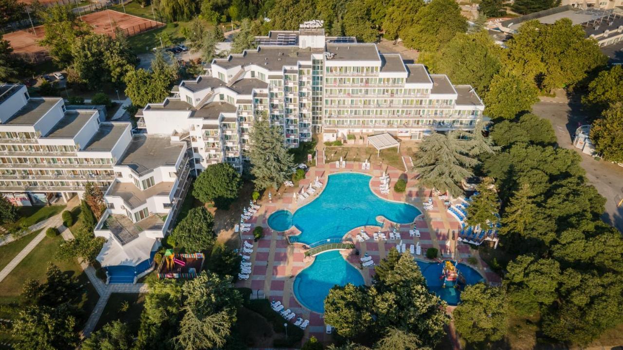 Hotel Laguna Garden Albena Exterior photo