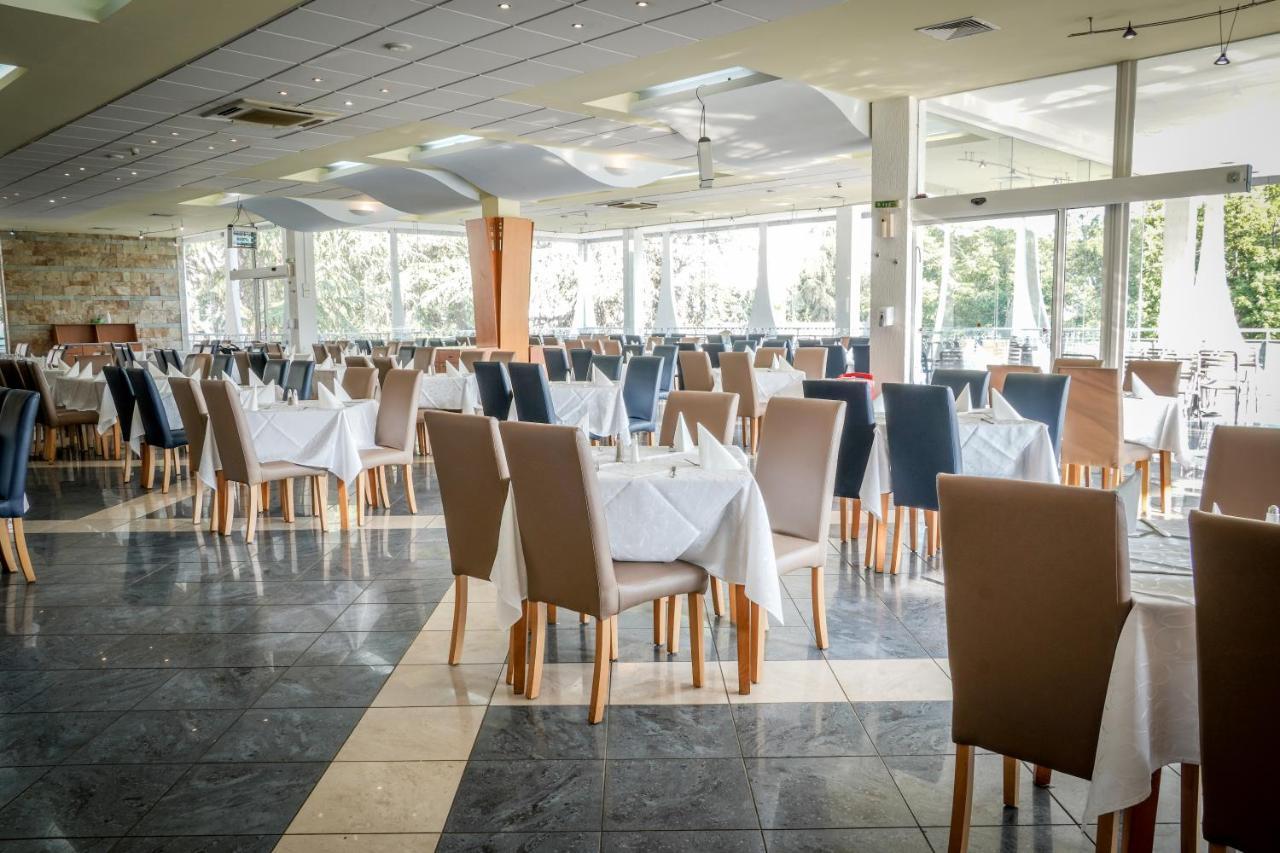 Hotel Laguna Garden Albena Exterior photo